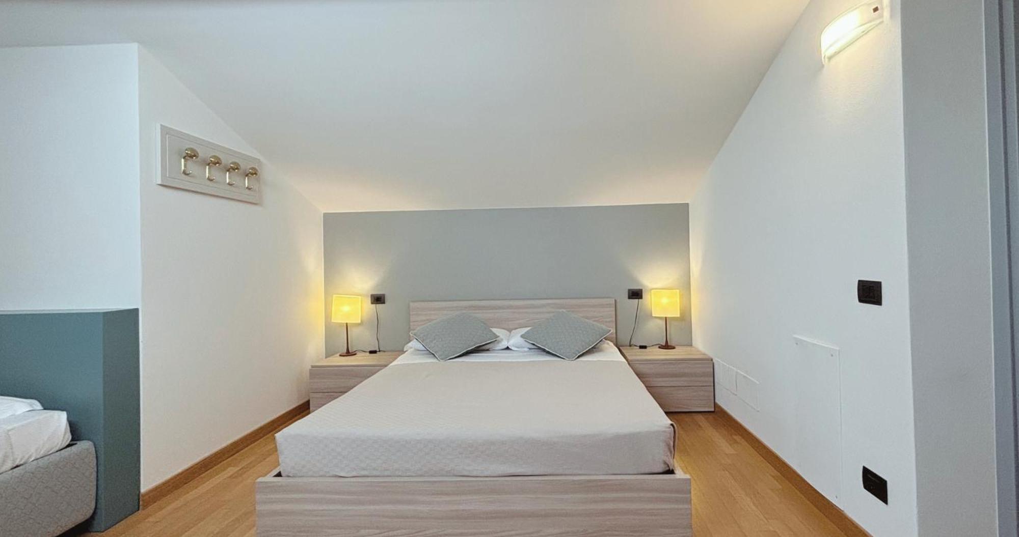 Villa Guardia Casa Ceruti Bed & Breakfast エクステリア 写真